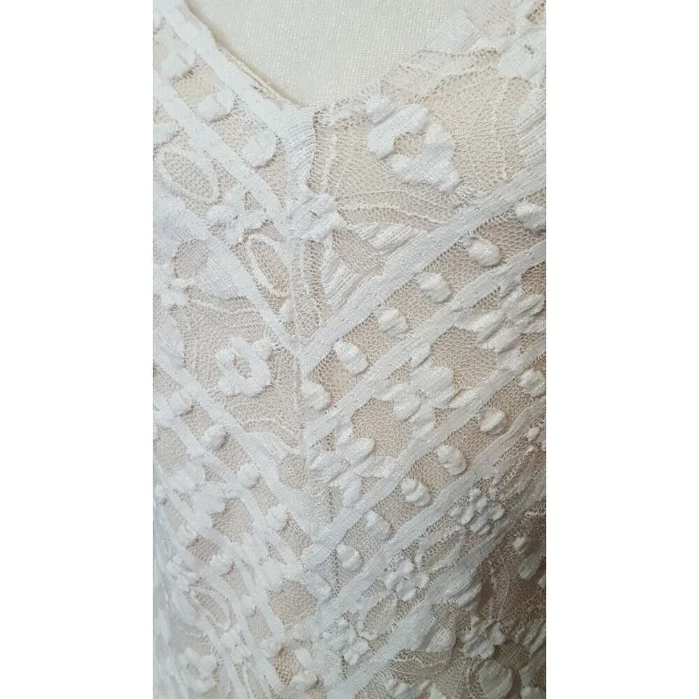 Olive Tree Lace Crochet Romper Women's Size S Shorts Jumper Sleeveless Cream - Picture 3 of 8